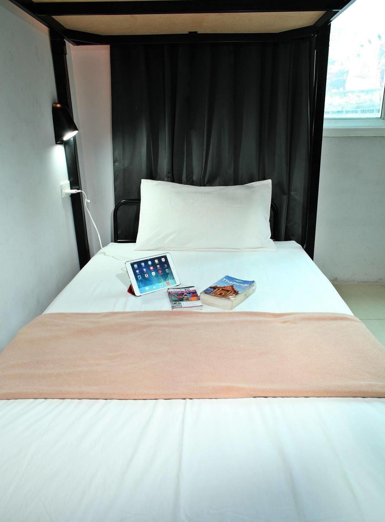 Link Corner Hostel 방콕 외부 사진